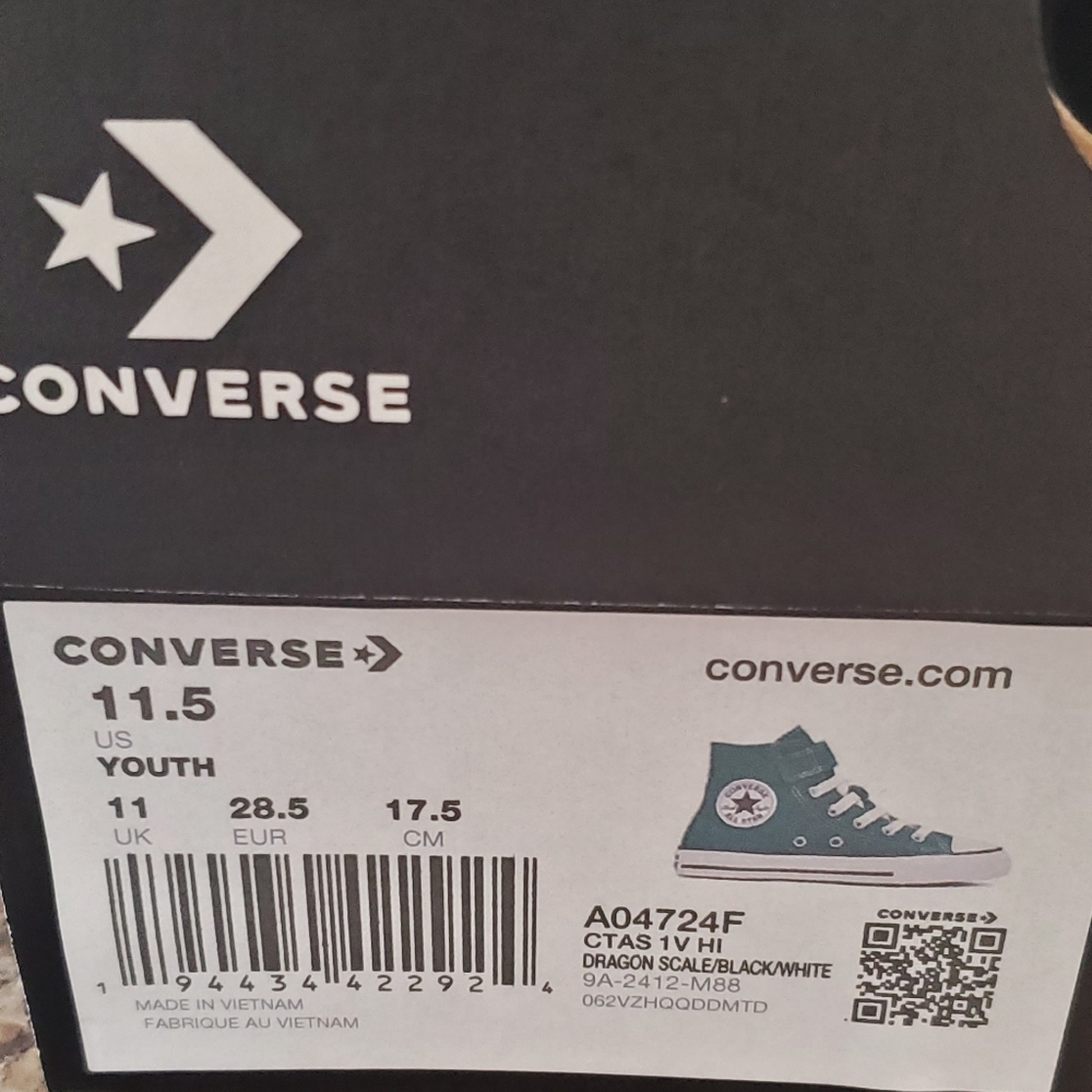 Converse Green High-Top Sneakers - Picture 4 of 4